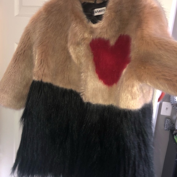 Girls Fur Heart Coat - Picture 1 of 5